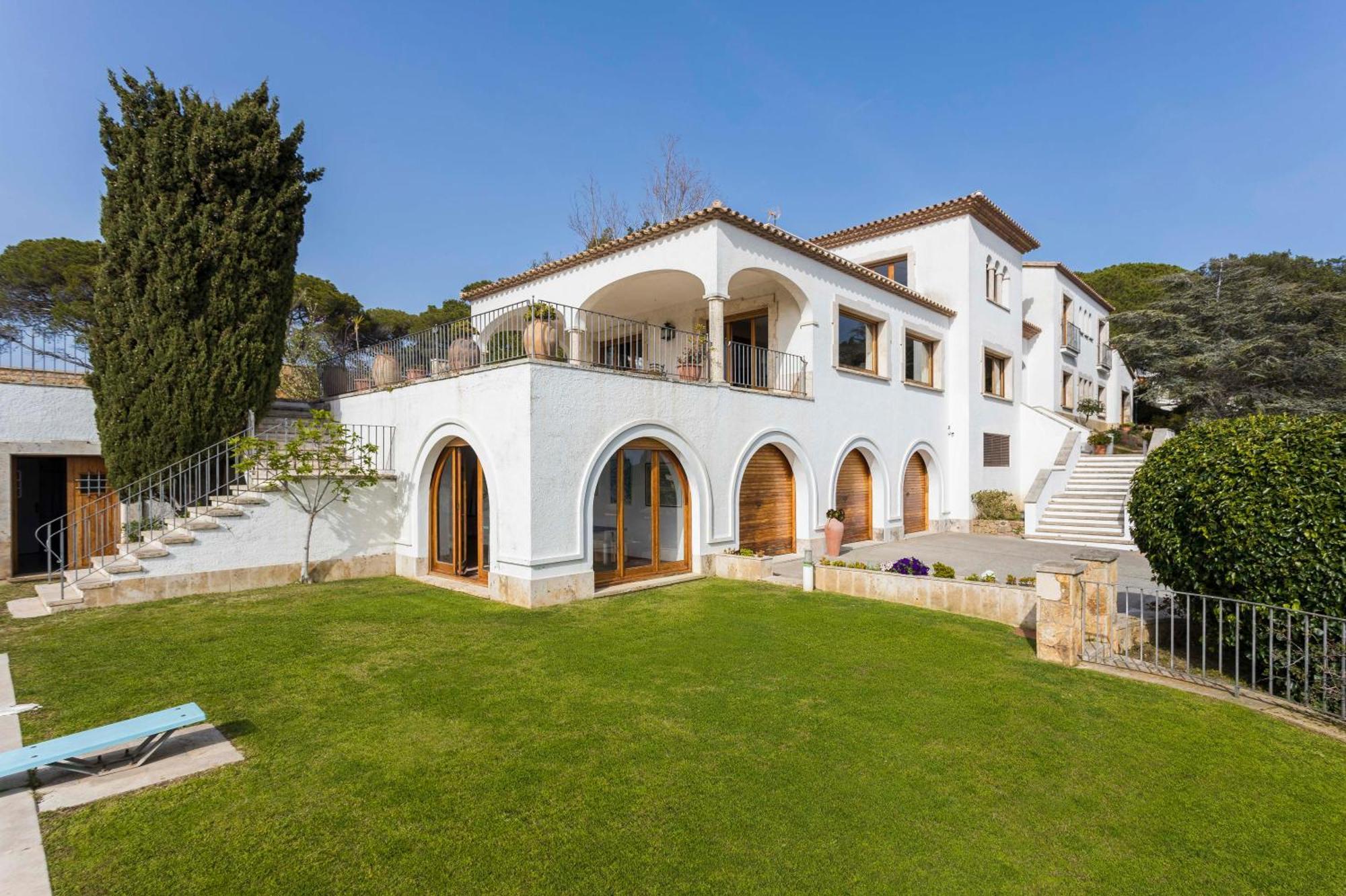 Villa Maricel Сан Фелиу де Гиксолс Екстериор снимка