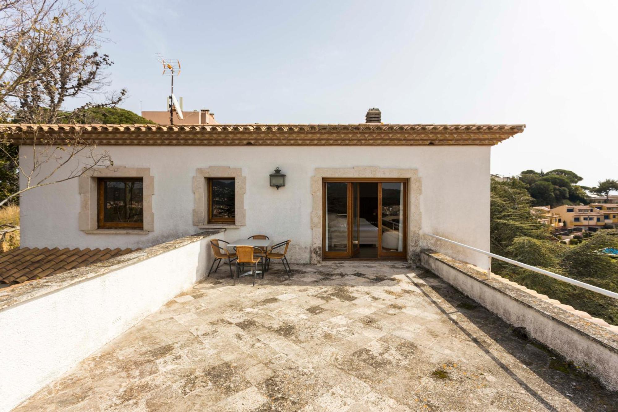 Villa Maricel Сан Фелиу де Гиксолс Екстериор снимка