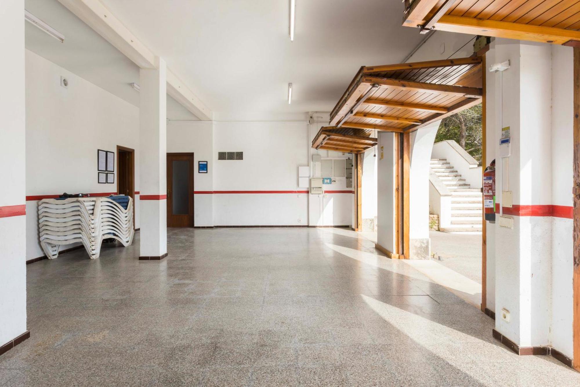 Villa Maricel Сан Фелиу де Гиксолс Екстериор снимка